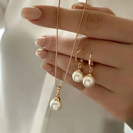 Elegant Pearl Pendant Jewelry Set – Necklace & Earrings